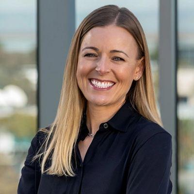 Heidi Shortz Walas headshot