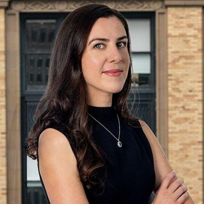 Frida Alim headshot